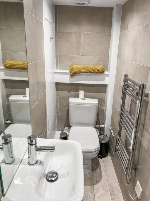 Cosy 1-Bdr W/ Free Parking In Central Reading Eksteriør bilde