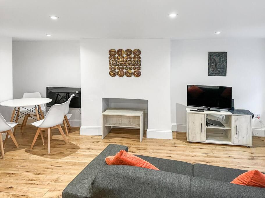 Cosy 1-Bdr W/ Free Parking In Central Reading Eksteriør bilde